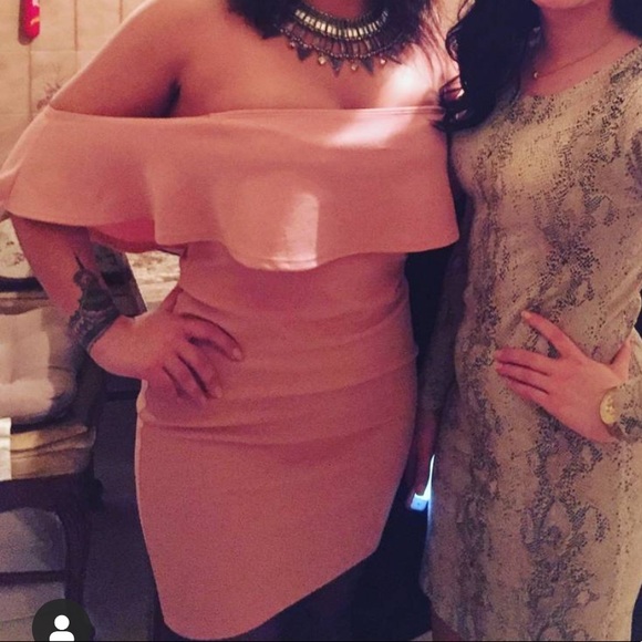 💙 𝟻/$𝟸𝟻 💙 Papaya pink dress - Picture 1 of 5